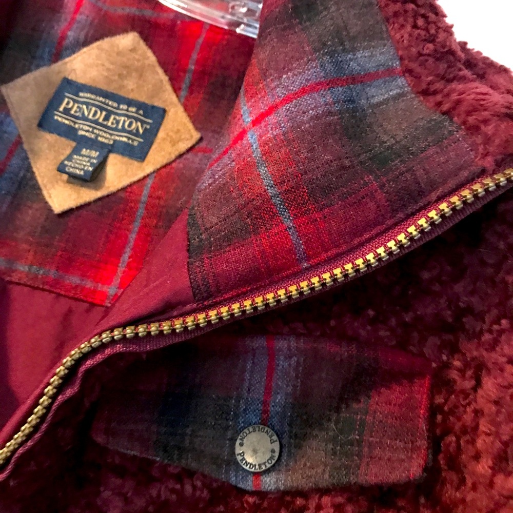 Ladies Pendleton Fuzzy Jacket - image 5